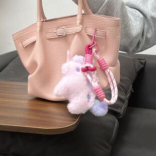 少女ins紫粉毛绒马挂坠多巴胺书包挂饰潮玩包包挂件学生书包挂饰