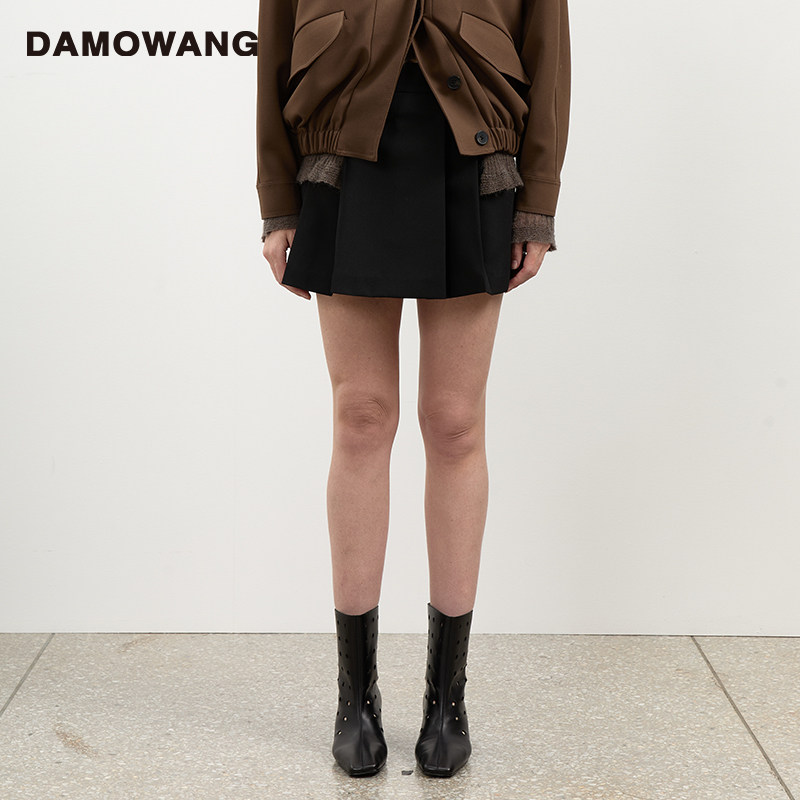DAMOWANG 2025秋冬新款蓬松俏皮短款百褶裙裤垂感抗皱短裙短裤女