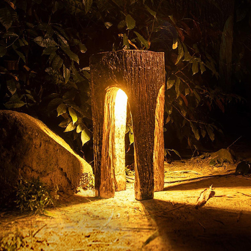 LED太阳能仿真树桩灯木公园