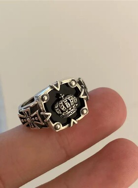 Hip-hoppersonalityring;