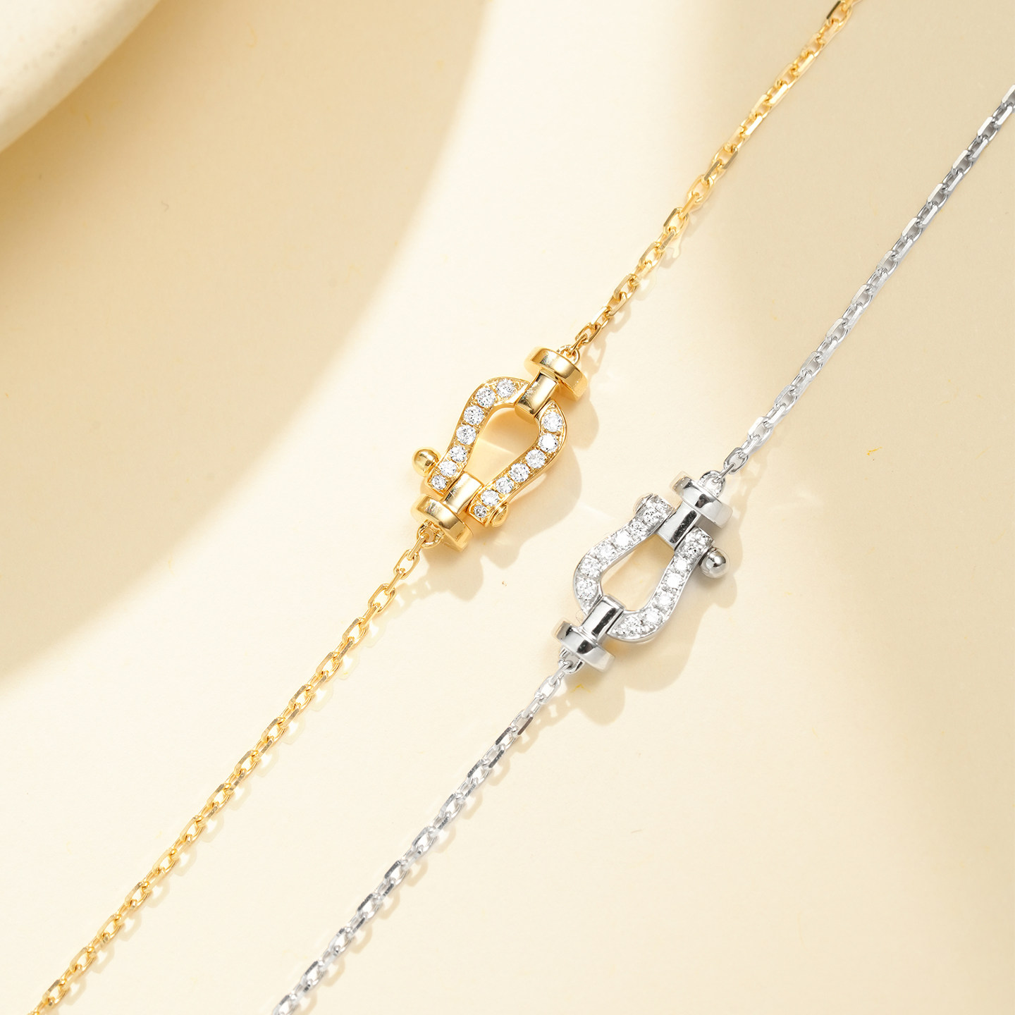 your shine珠宝18k金小号马蹄扣项链迷你海军扣培育钻石锁骨链女