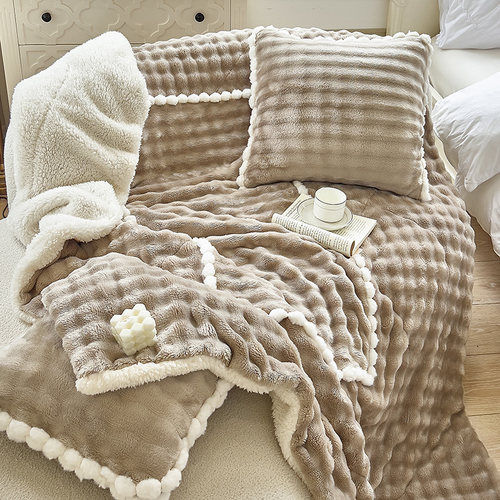 软huhu的兔毛绒！抱枕毯子二合一