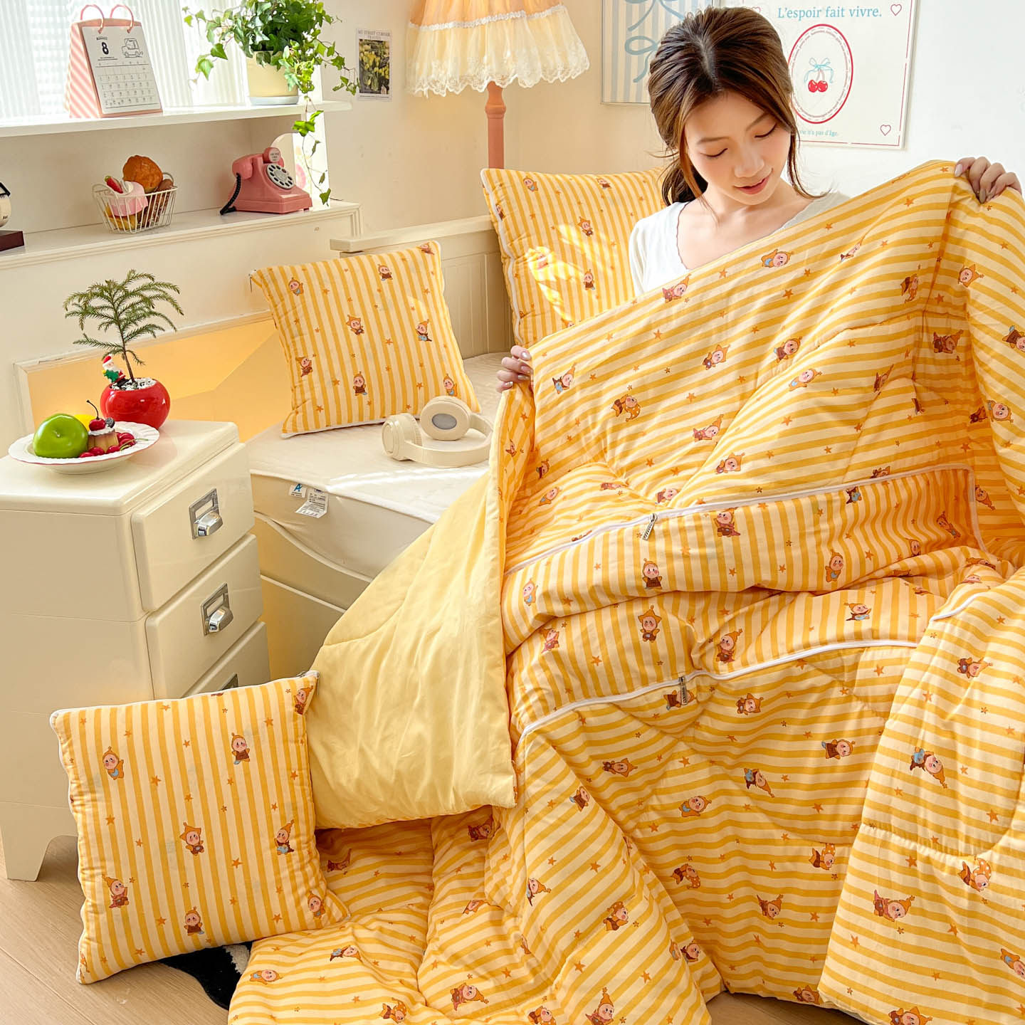 全棉 卡通小清新 抱枕被子两用2026新款车用午睡沙发靠枕二合一