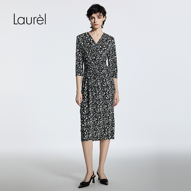 【桑蚕丝】Laurel劳芮25春秋新波嬉V领收腰印花长裙LWL352Y12400