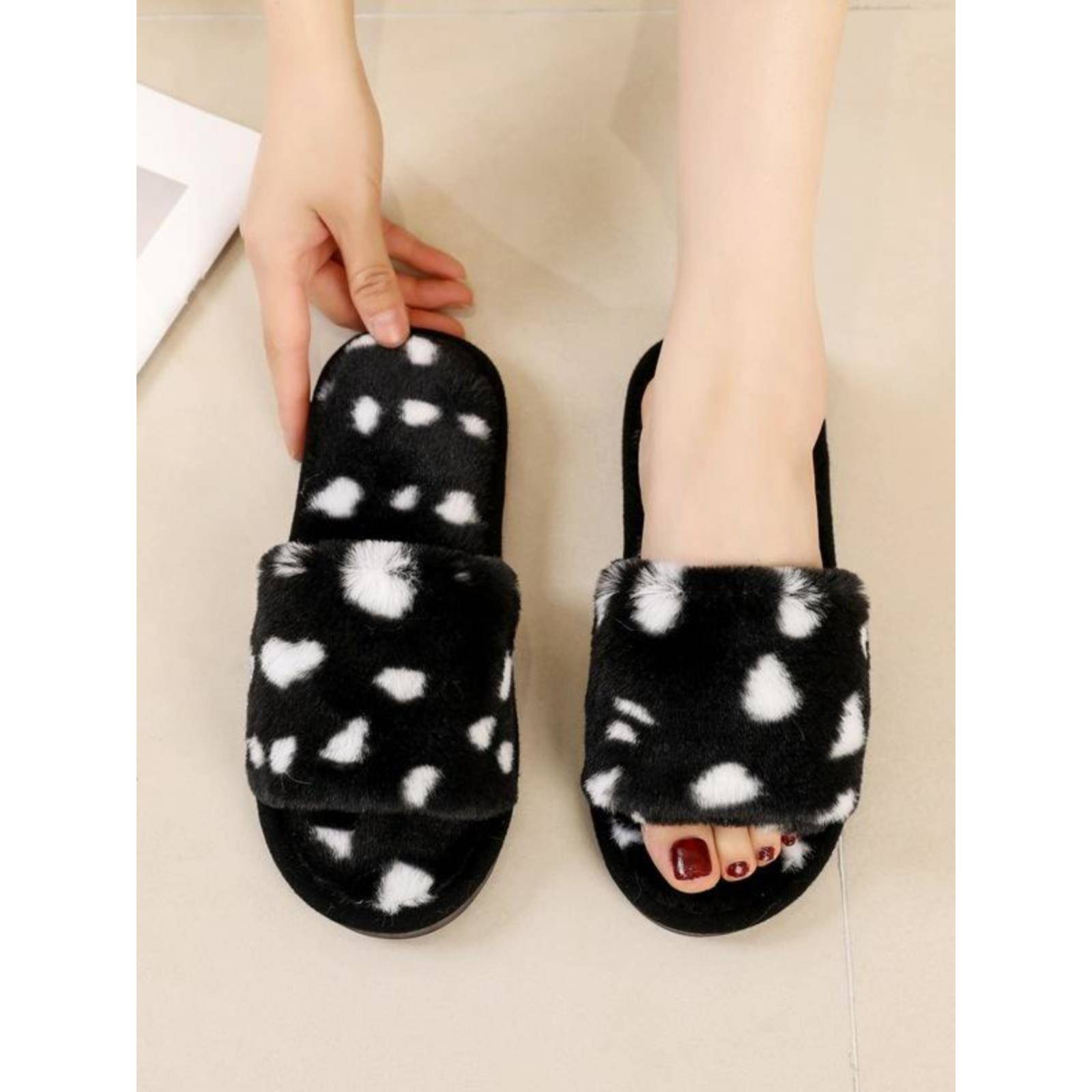 New Firy Style Leoprd Pttern Hiry Slippers for Women外穿