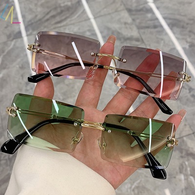 SunglassesWomFrhadGit