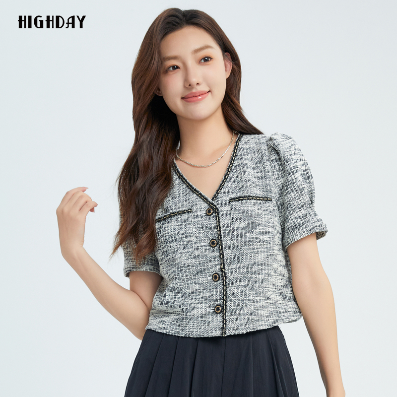 轩日2024商场同款V领经典小香风上衣女洋气泡泡袖通勤短外套chic