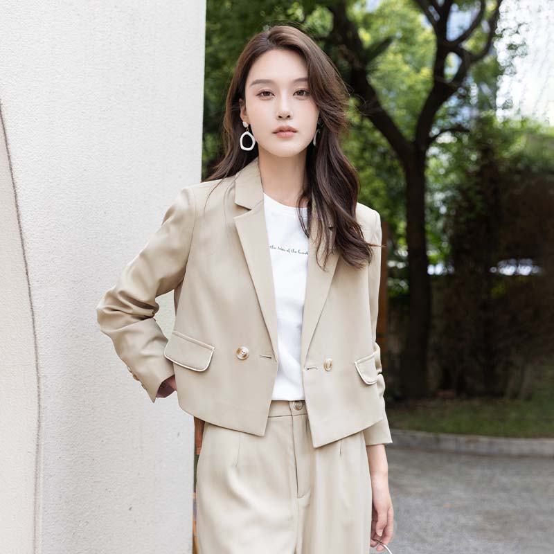 短款西装外套Lucidy/鲁思蒂