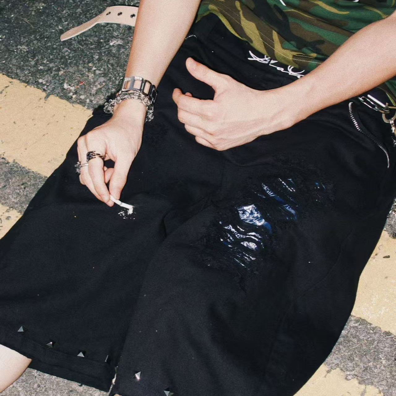 刺绣直筒短裤美式猫抓嘻哈贴布