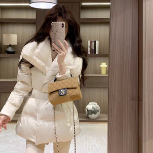 彧言 2025冬季新款女收腰羽绒服女中长修身显瘦缎面95白鸭绒外套