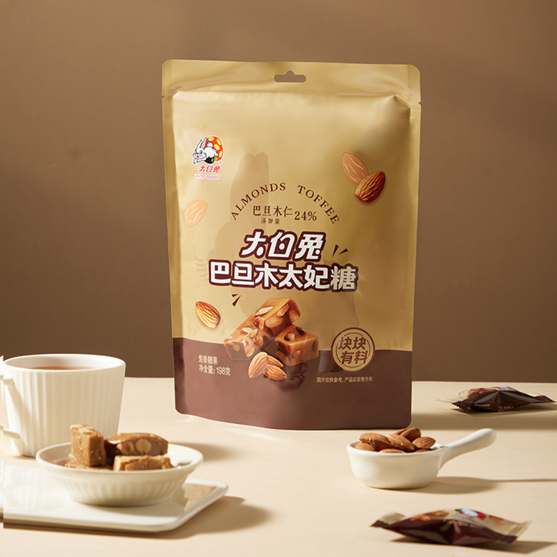大白兔新品太妃糖巴旦木