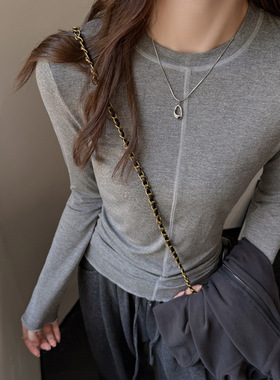 严选韩系设计感灰色打底衫女秋冬内搭修身显瘦正肩圆领简约上衣