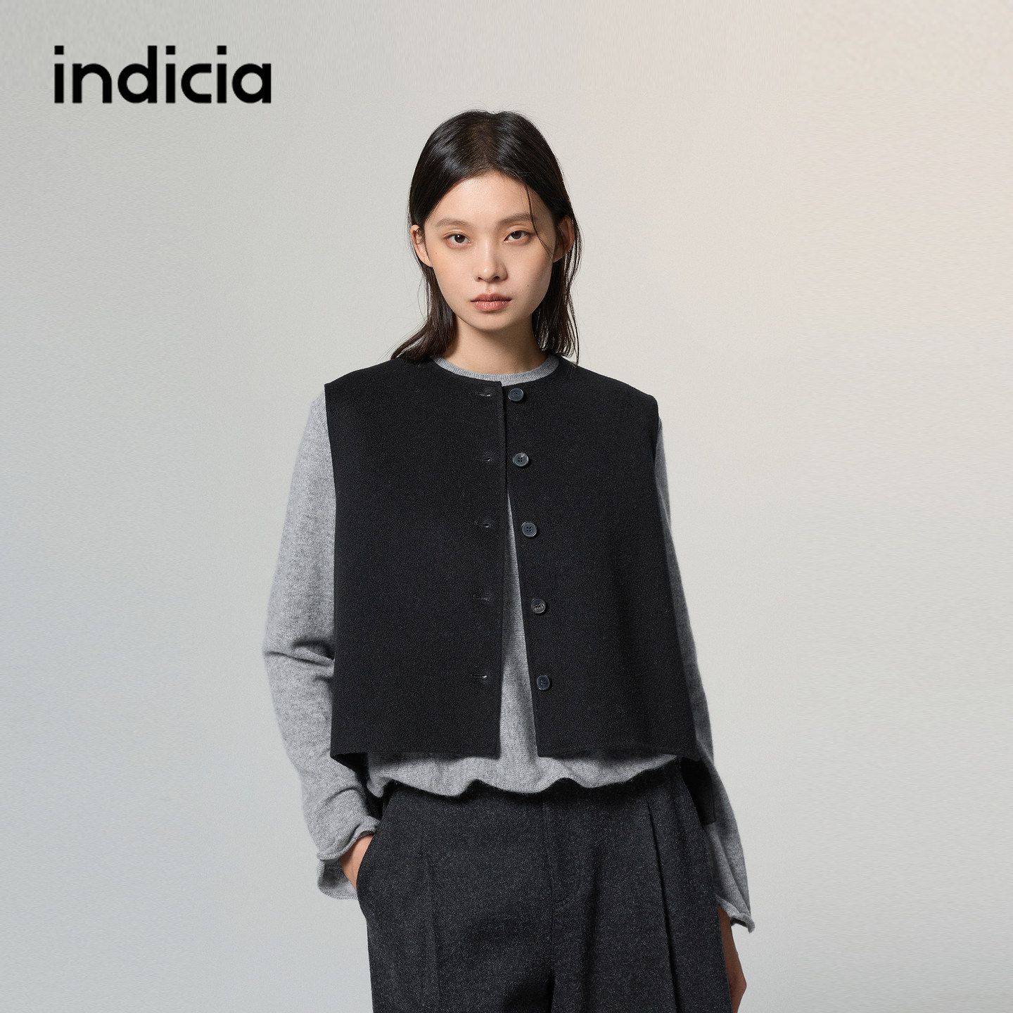 indicia标记商场同款绵羊毛黑色马甲短款外套2026秋冬季新款女装