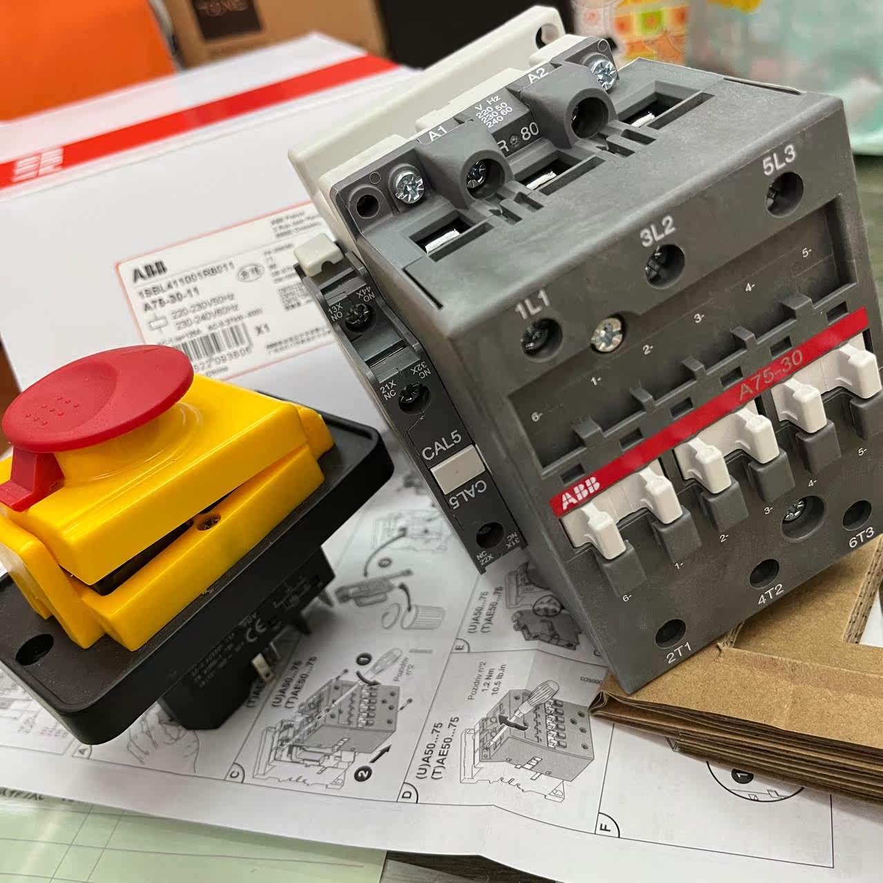 接触器contactor 1sbl411001r8011 a75-30-11 220v线圈电压