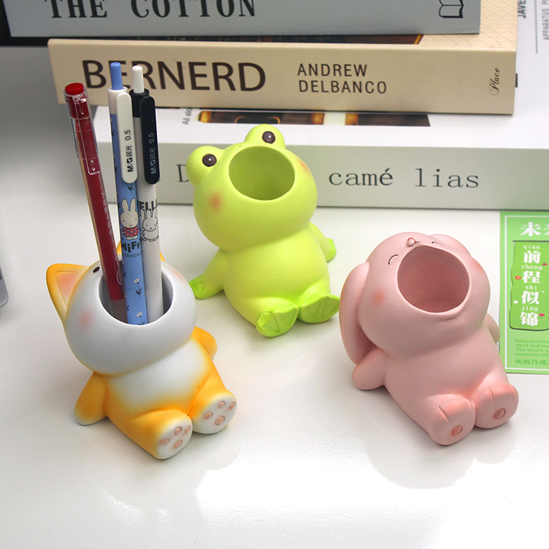 办公室桌面摆件可爱笔筒张嘴青蛙日系学生文具化妆刷口红收纳盒子