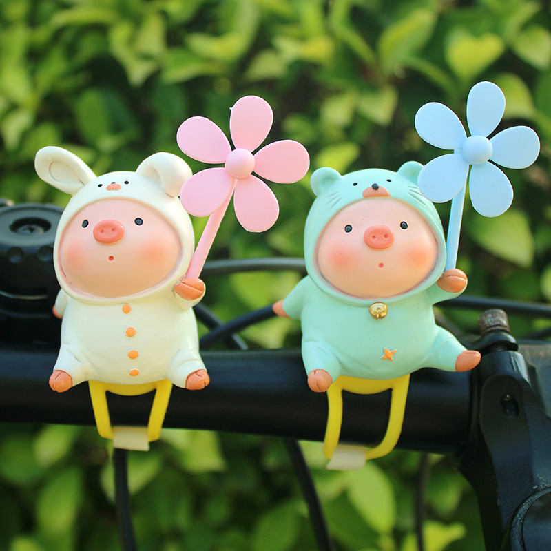 创意可爱小猪风车竹蜻蜓熊兔子电瓶车摆件自行车载电动摩托装饰品-封面