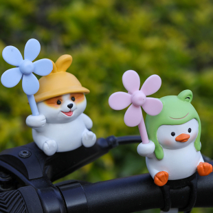 可爱小熊车载风车装 饰竹蜻蜓电动车自行车小车小摆件创意玩物桌搭