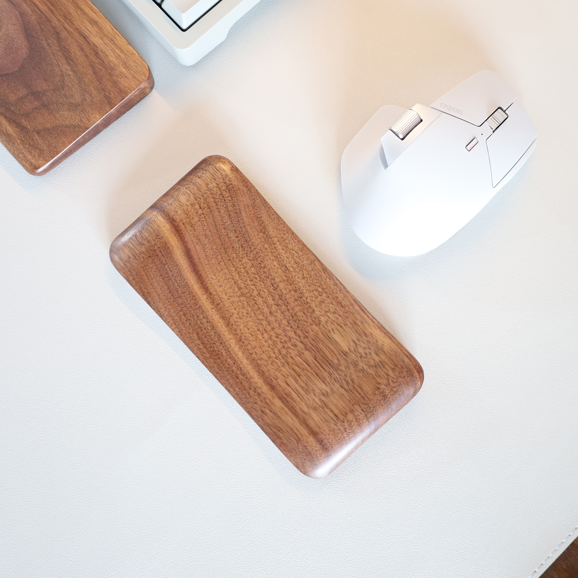 胡桃木鼠标护腕垫托游戏单手托学生电竞大增高护腕手托滑鼠垫掌托