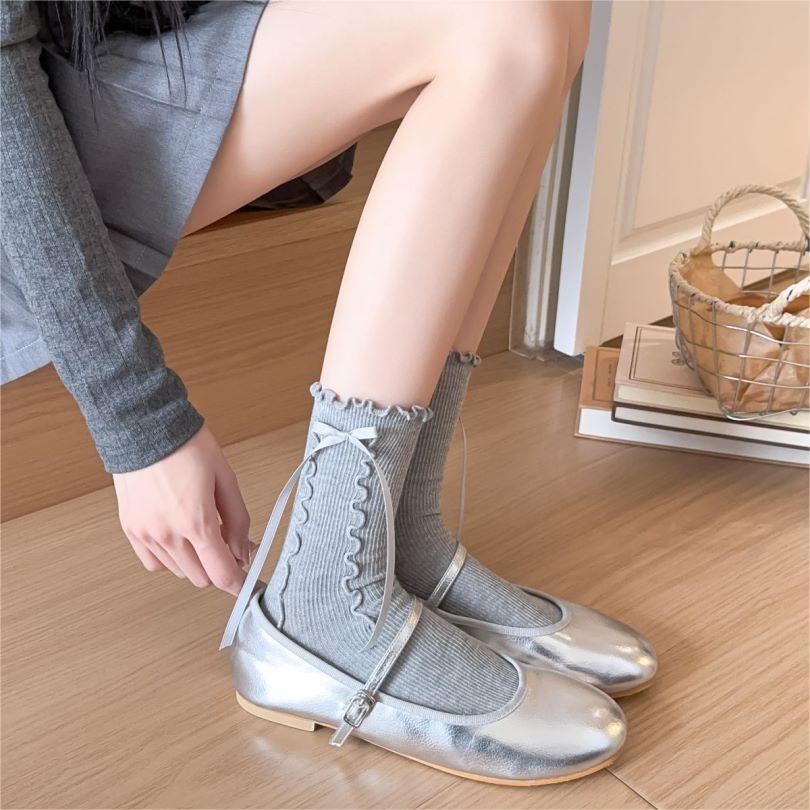 蕾丝袜子女春夏薄款花边蝴蝶结中筒袜芭蕾风短袜子纯色小腿堆堆袜