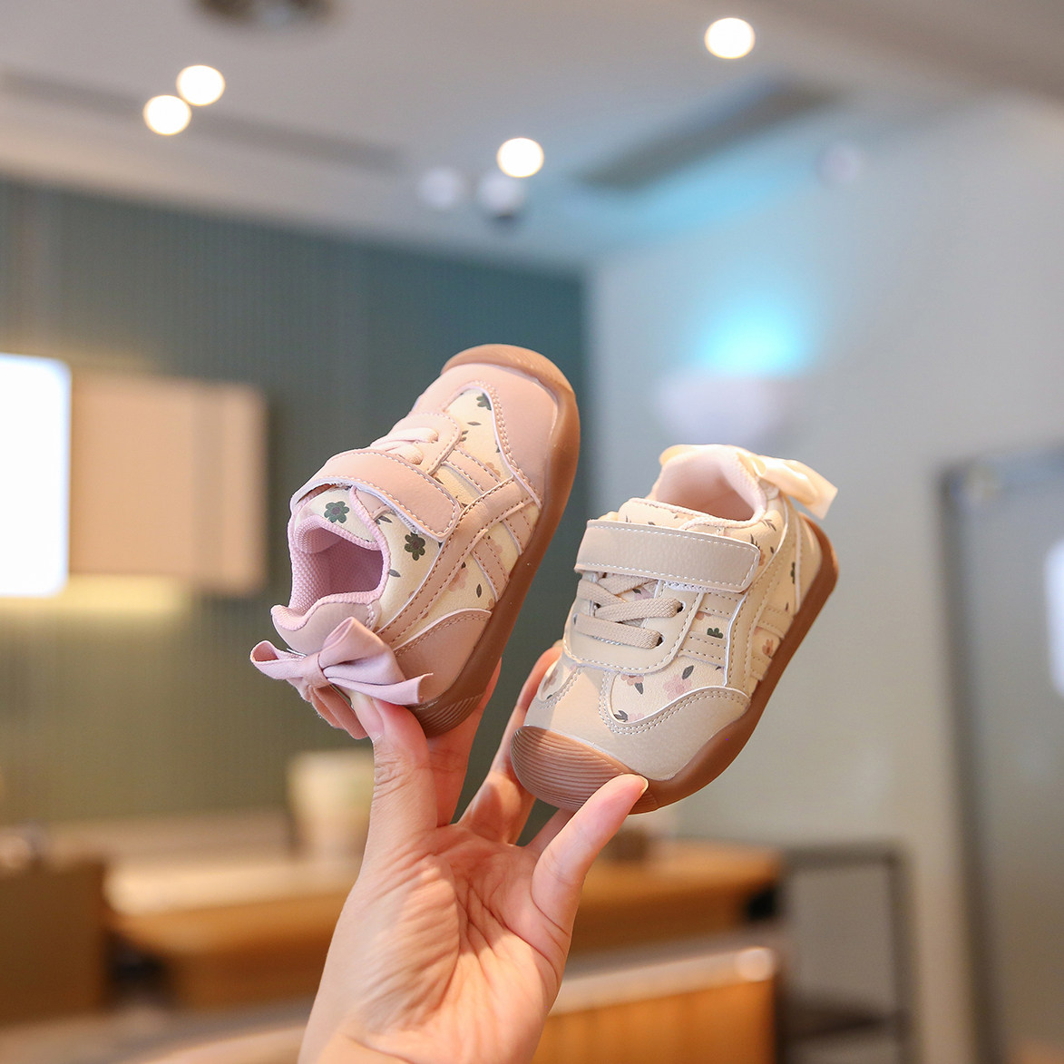 小步点女宝鞋子软底防滑婴儿学步鞋春季1一2岁女宝宝运动鞋儿童鞋