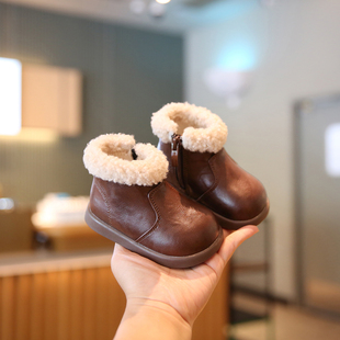 小步点女宝宝冬季鞋子软底1一2岁婴儿学步鞋加绒儿童棉鞋女童靴子