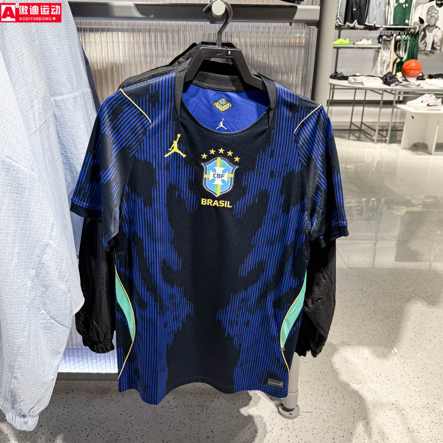 耐克男装2026夏新品巴西国家队客场球迷版足球短袖T恤 IU1072-417