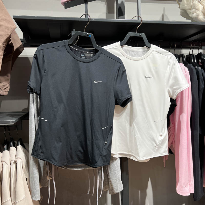 Nike耐克女子2025春新款速干透气跑步运动训练短袖T恤 HM9699-010