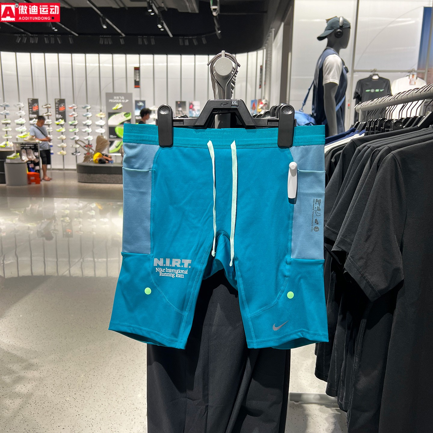 Nike耐克男子2026秋季款弹性紧身速干跑步训练运动短裤IV6612-373