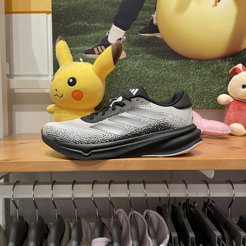 阿迪达斯男鞋轻便训练运动跑步鞋