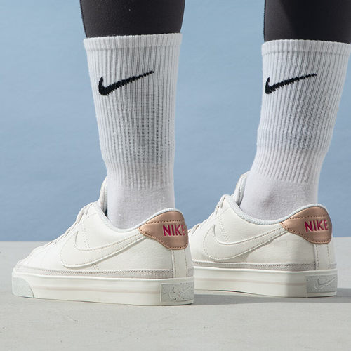 耐克2023冬款女鞋COURT LEGACY NN轻便运动板鞋休闲鞋 DH3161-003