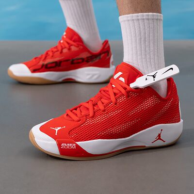 耐克男鞋2026春季新款Luka 77 PF东契奇缓震运动篮球鞋IF1611-600