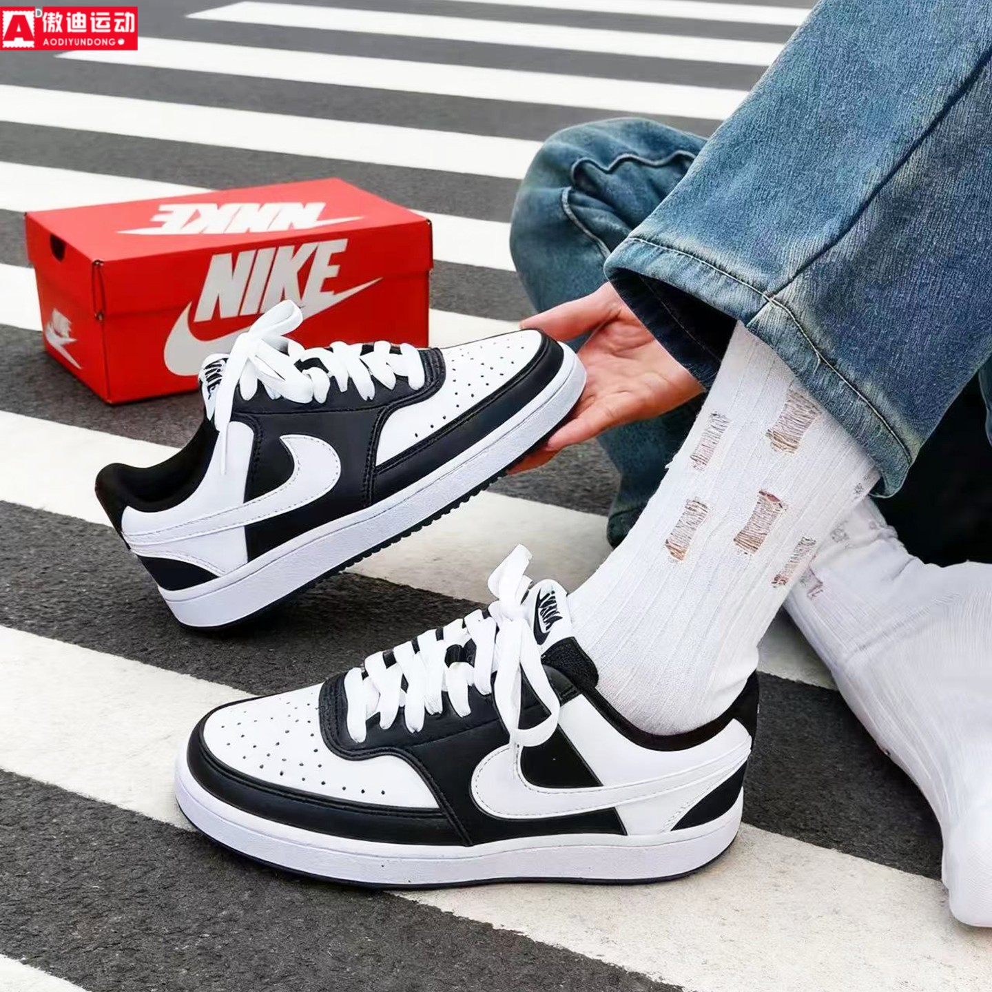 耐克Nike女鞋休闲黑白板鞋