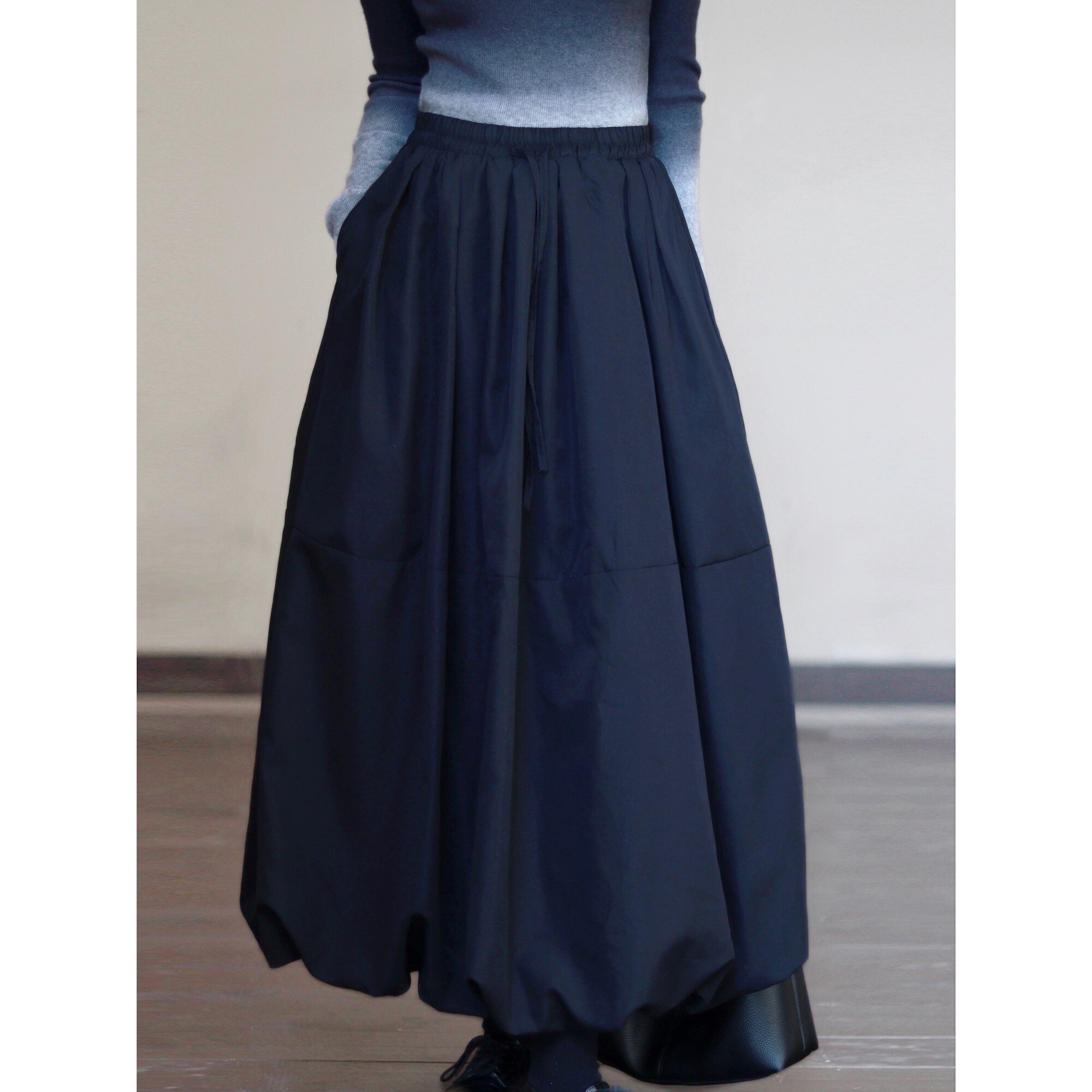 浮木兮/暗黑风花苞裙灯笼裙设计感小众加棉半身裙中长款秋冬A字裙