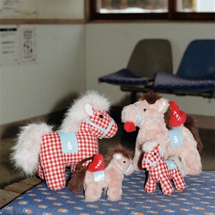 人气Tagi2026m新年礼物小马Magi》马年限定毛绒玩偶挂件包配饰包