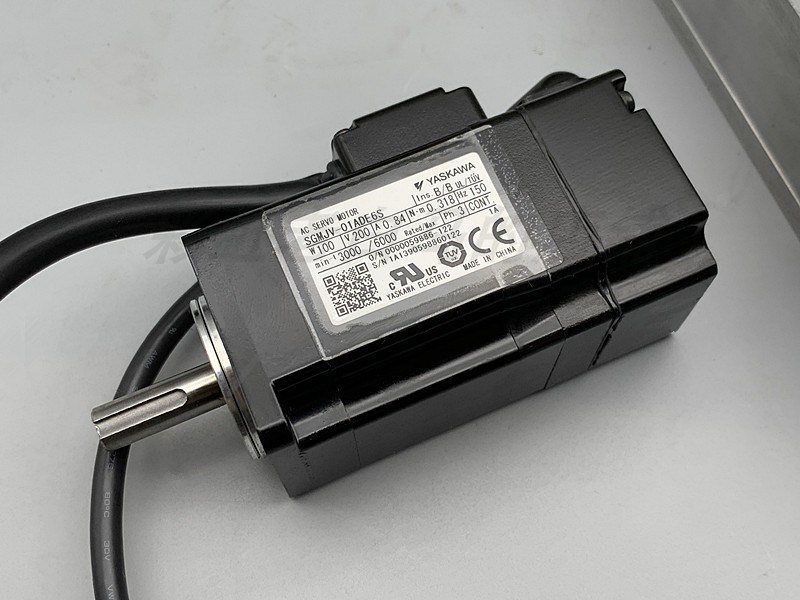 正品安川100W伺服 SGNJV01ADE6S带驱动器套装含电缆线-封面