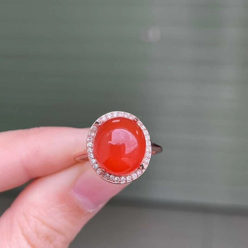 天然南红玛瑙戒指女款蛋面戒指红润高冰起荧光颜色超美银精镶款