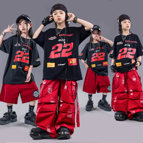 六一儿童街舞潮服男童hiphop演出服黑红夏季套装女童嘻哈表演服装
