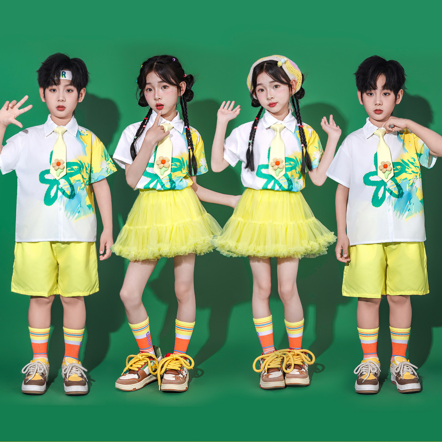 六一幼儿园毕业照班服可爱黄色儿童啦啦队演出服小学生运动会服装