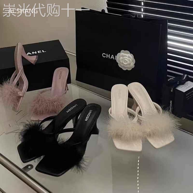 2026春夏季新款欧美黑色羽毛毽子一字带凉鞋女绑带细跟高跟鞋辣妹