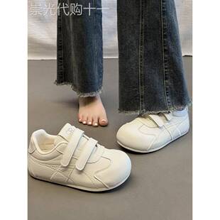 小白鞋女款板鞋2025新款休闲鞋百搭爆款学生秋冬季ins潮面包鞋子
