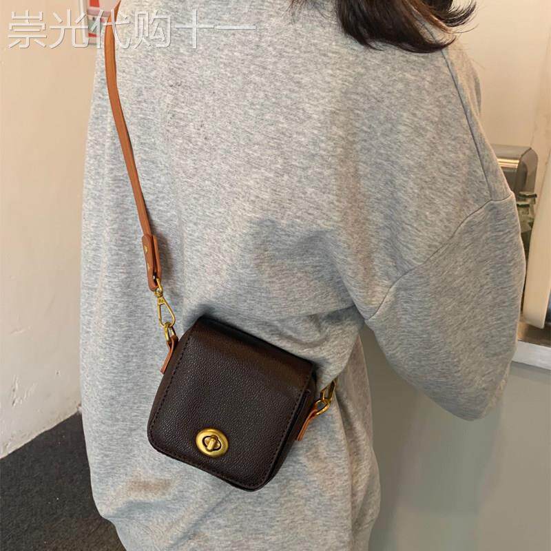 轻奢小众设计韩国百搭ins斜挎小包女复古单肩包潮迷你mini小方包