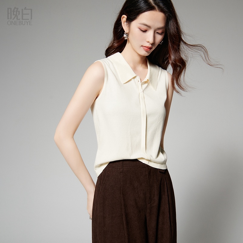 晚白翻领高弹内搭无袖针织衫