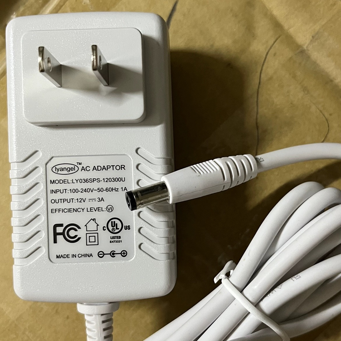 原装lyangel里洋12V3A电