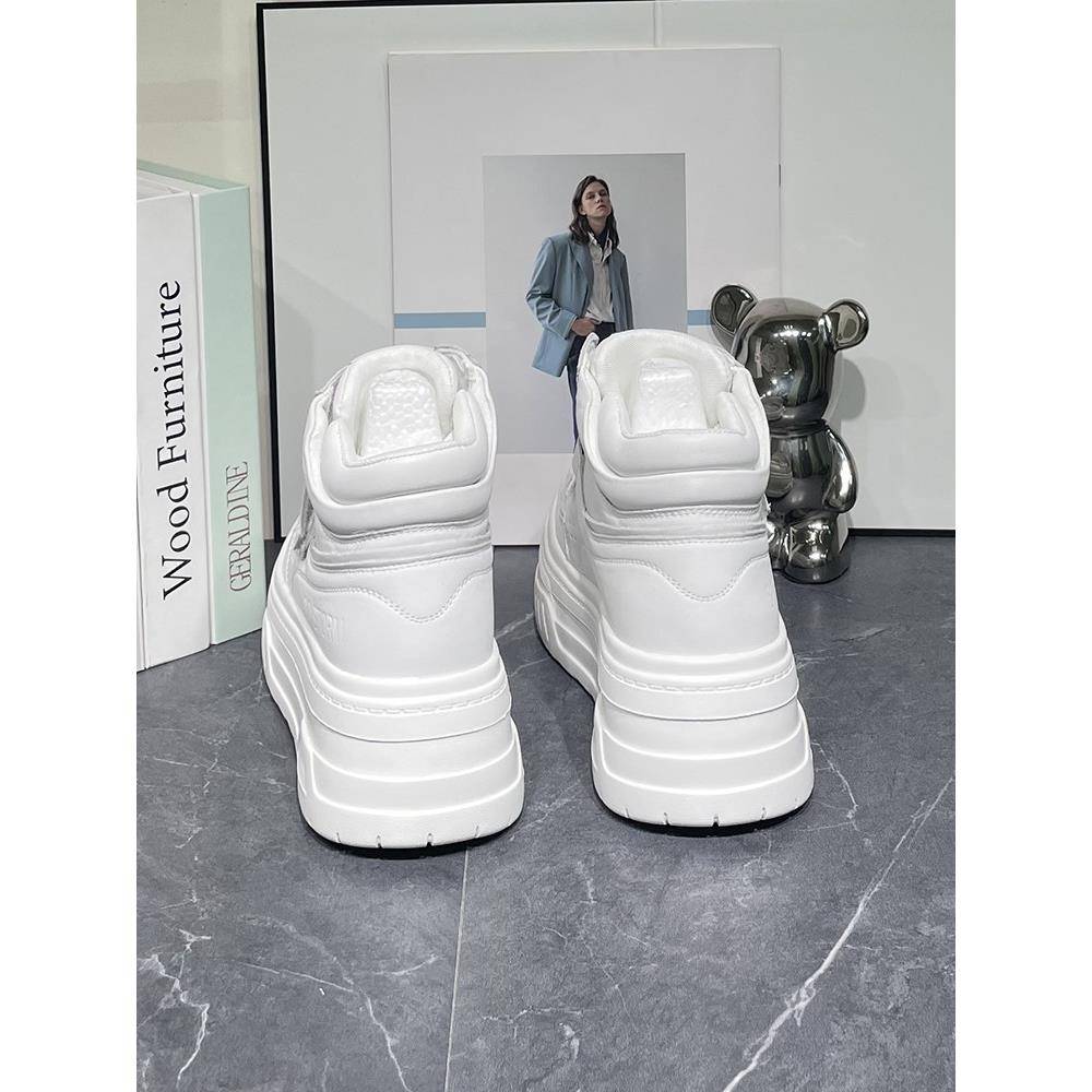 香港高帮鞋女2025年秋冬爆款厚底松糕鞋真皮运动加绒魔术贴小白鞋