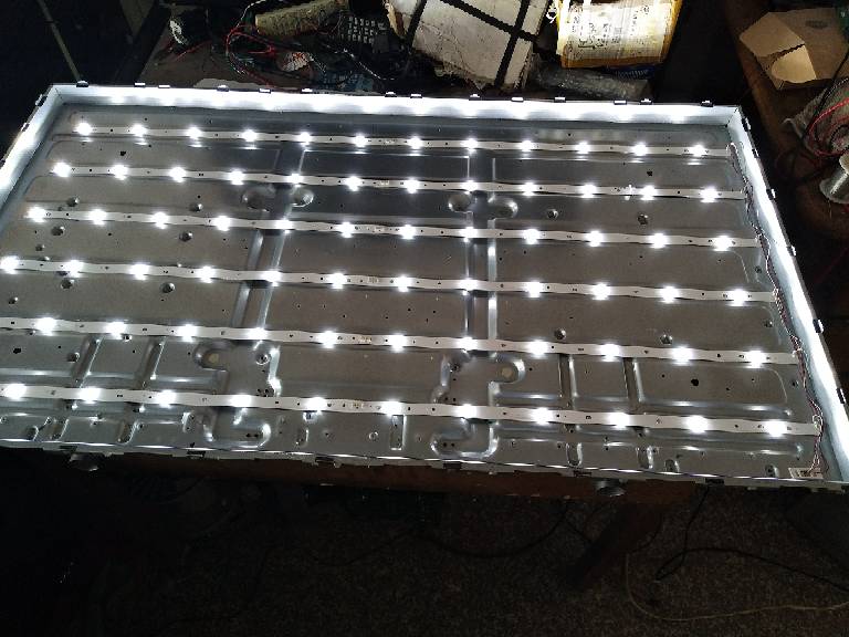 适用全新先锋LED-55U560P U55X3灯条AHKK55D12-ZC21FG-03 303AK55