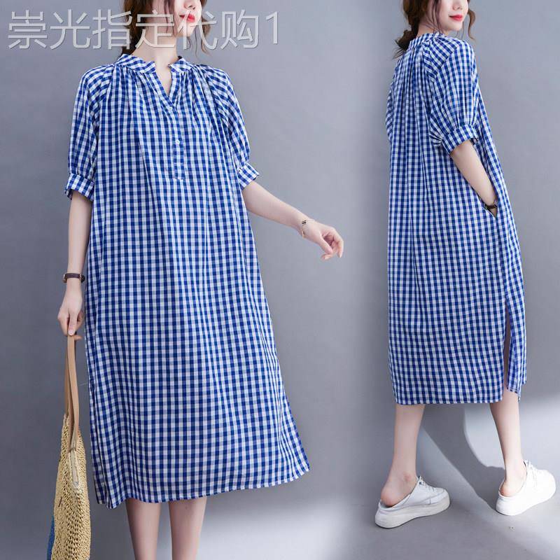 蓝白格子短袖连衣裙女2026夏季新款时尚V领开叉过膝女士中长裙子