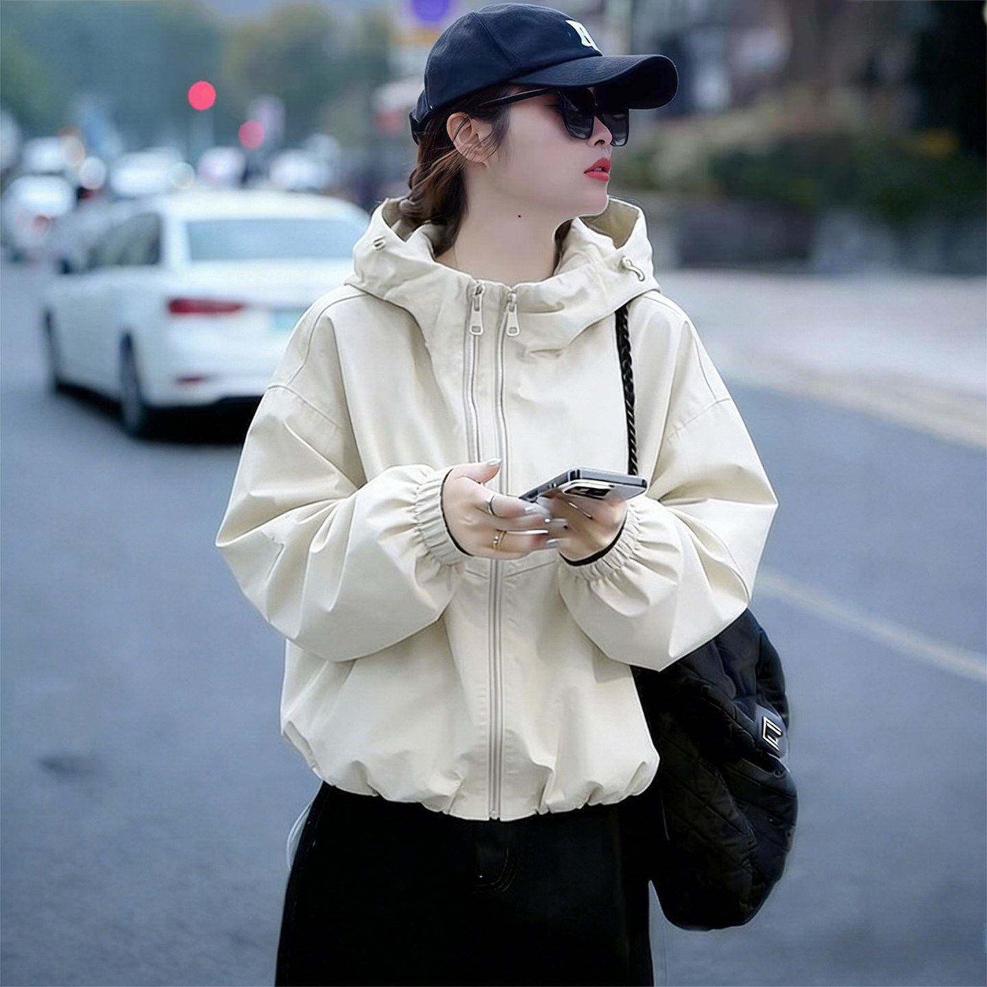 潮牌小个子连帽冲锋衣女士新款短款薄夹克上衣绝美巨好看的小外套