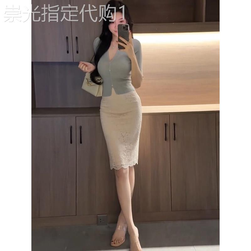 韩系欧尼纯欲风V领针织上衣夏季新款气质御姐风修身显瘦短袖上衣