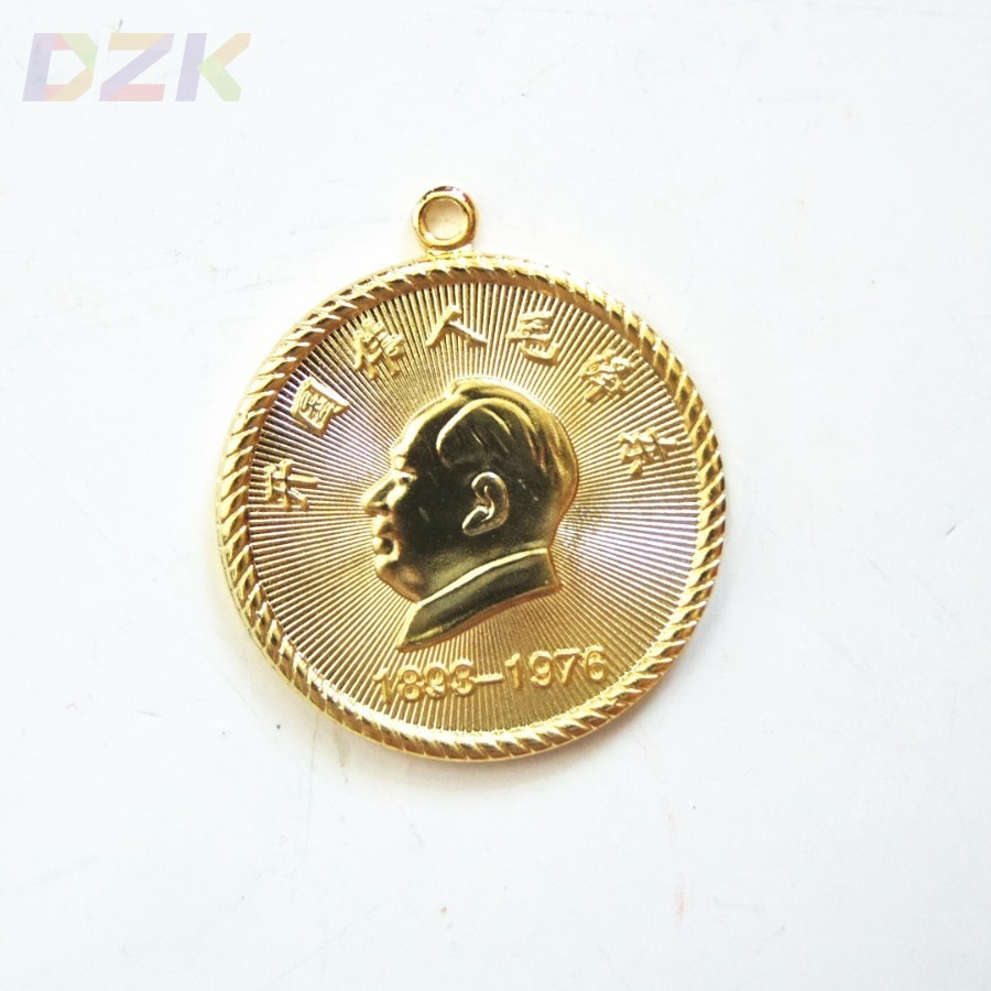 湖南礼品 毛主席纪念品 毛主席小号徽章刻字纪念币  直径3.3CM.1