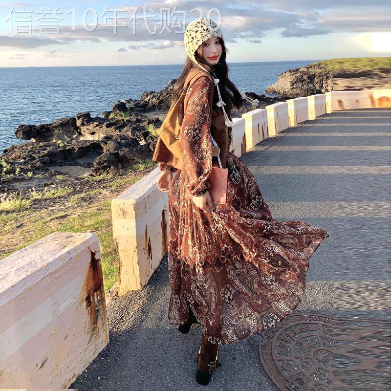法式复古马甲浪漫印花连衣裙套装女2026春季波西米亚度假气质长裙